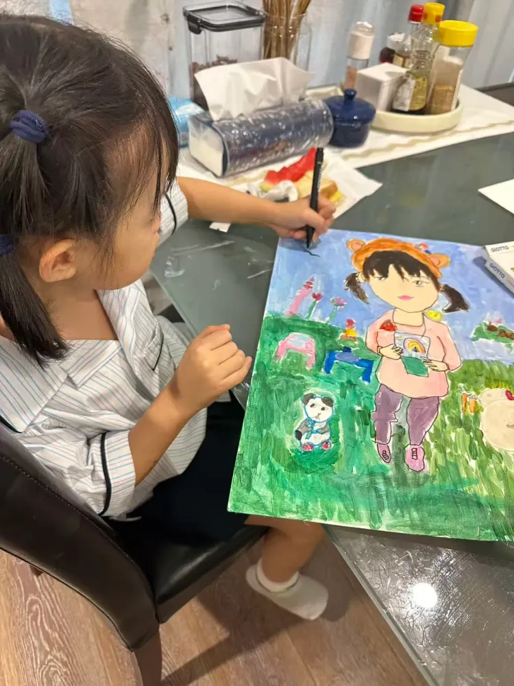 Artwork created by Jennifer, Shuyang and Shuhan’s mum in Kayan’s kids art classes